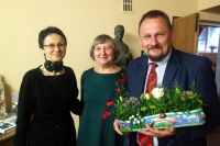 Vicemero S. Obelevičiaus gėlės – Muziejaus moterims.