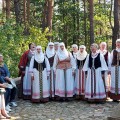 Gieda ansamblio „Valaukis“ moterys.