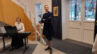 Karvelių namuose – solistas Mindaugas Jankauskas ir pianistė Rūta Blaškytė.