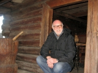 Vertėjas Bertas Mistersas padarė ir tai, ką prieš pusantro šimto metų tikrai ne kartą čia yra daręs ir Antanas Baranauskas, – prisėdo ant žymiausios Lietuvos klėtelės slenksčio.