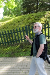 Poetas Vladas Braziūnas į rezidenciją Anykščiuose atvyko, pasirengęs ne tik rašyti, bet ir fotografuoti.