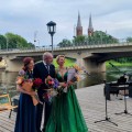 Koncerto atllikėjų komanda.
