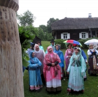 Lietus neišbaidė tradicinės šventės dalyvių.
