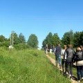 Stabtelėjimas Kavarske, prie Trijų Kryžių paminklo, pakeliui į Traupį.