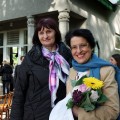 Mokytoja L. Juzėnienė ir poemos vertėja C. Caro Dugo.
