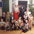 Šventė ukrainiečių vaikams prie eglutės A. Vienuolio namuose.