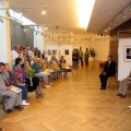 Anykščių kultūros centro galerijoje Muziejus atidarė Onos Pajedaitės fotoportretų parodą, lydima Lietuvos kultūros įžymybių balsų iš plokštelių.