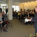 Mokslininkų dovana – duonos kepalas Jubiliatui.