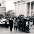 1991 m. sausio 16-oji. Žuvusių laisvės gynėjų laidotuvės Vilniuje. Nuotrauka iš VŽM fondų.